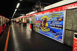 La pubblicità nella metropolitana di Milano