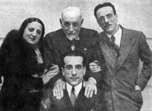Titina, Peppino ed Eduardo De Filippo con Luigi Pirandello (1933)