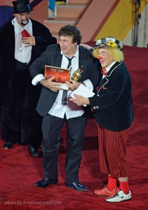 David Larible ha ricevuto il premio da Popov
